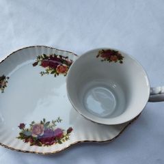China Vintage "TV Set"/Tennis Set