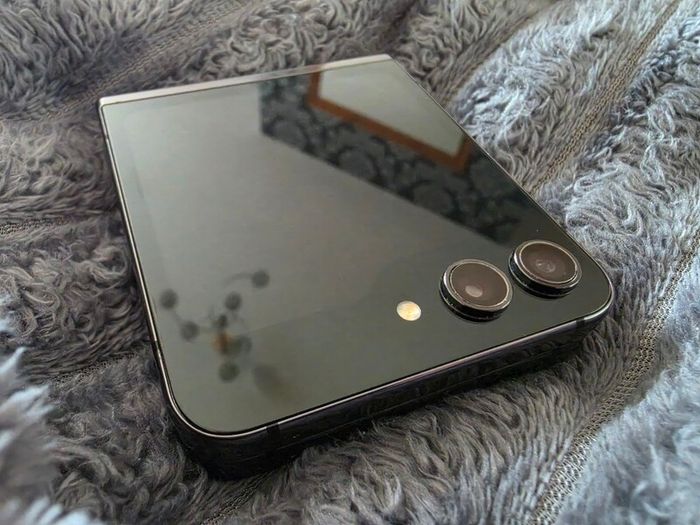 Samsung Galaxy Z Flip5