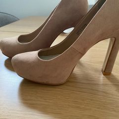 Red Herring Heels