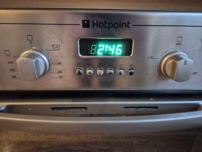 Electric Oven