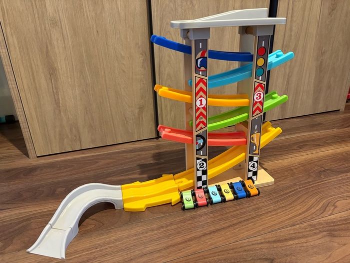 Zig zag toy