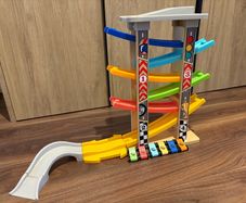 Zig zag toy