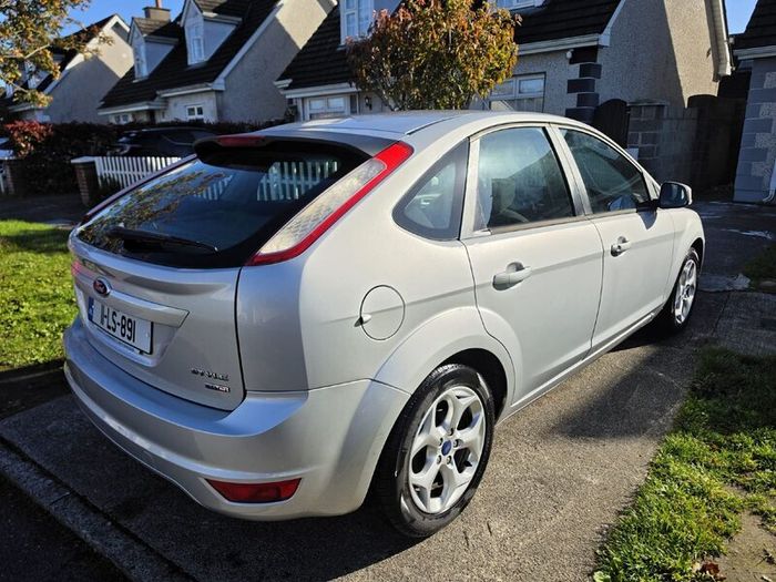 Ford Focus 2011