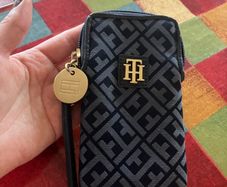 Tommy Hilfiger purse