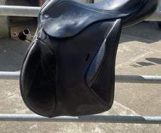 18 inch Medium Saddle