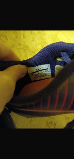 Football boots, size 4