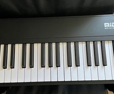 Midi Keyboard Controller Midiplus AK490