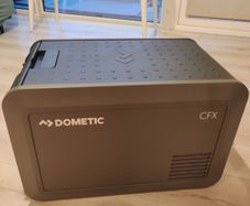 Dometic Fridge CFX5 35 Electric Compression Cooler AC/DC