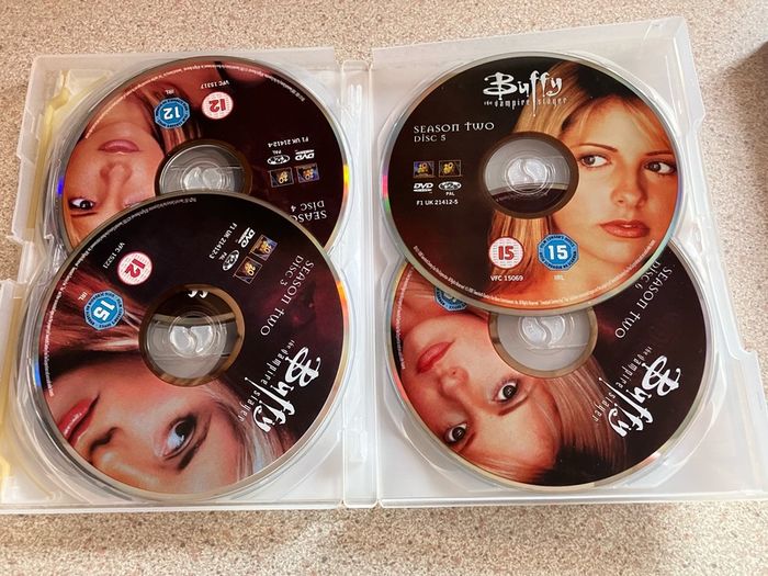 Buffy The Vampire Slayer season 2 and 3
