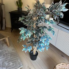 faux tree