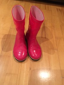 Girls Wellies size EU-34, UK-1