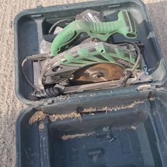 Hitachi skill saw