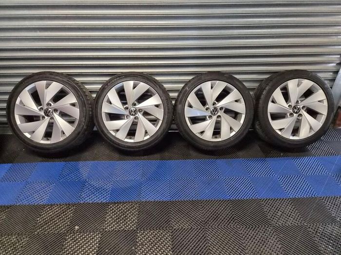 VW Caddy / Golf 17" Belmont
