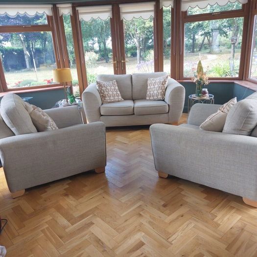 Suite furniture