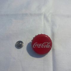 Coca Cola bottle cap pin badge