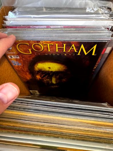 DC Long Comic Box w 250 comics for Sale