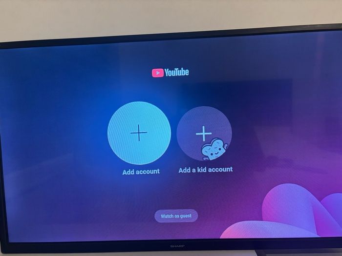 32 inches Smart 4K Sharp TV with remote