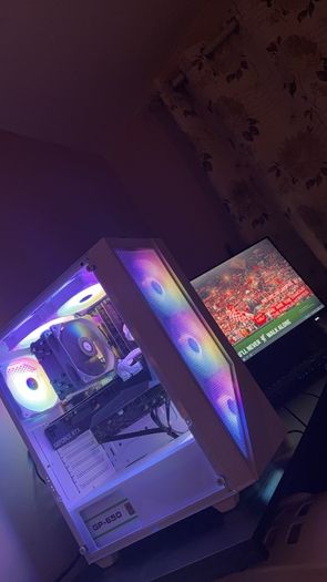 Gaming PC RTX 3070 & Ryzen 5600 & 165HZ 1440p Monitor