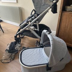 Uppababy vista pushchair / stroller / bag colour William