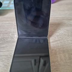 Samsung Z flip 5 256gb Green