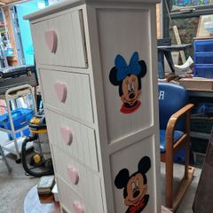bedroom cabinet