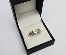 9ct Yellow Gold Knot Diamond Ring