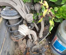 Mercedes-Benz E W212 Front suspension