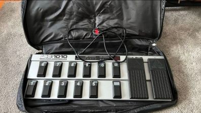 Behringer FCB1010