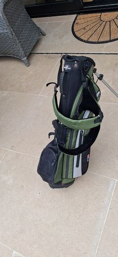 Junior golf stand bag