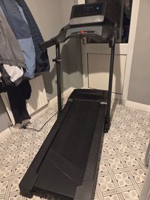 Treadmill ( folding)