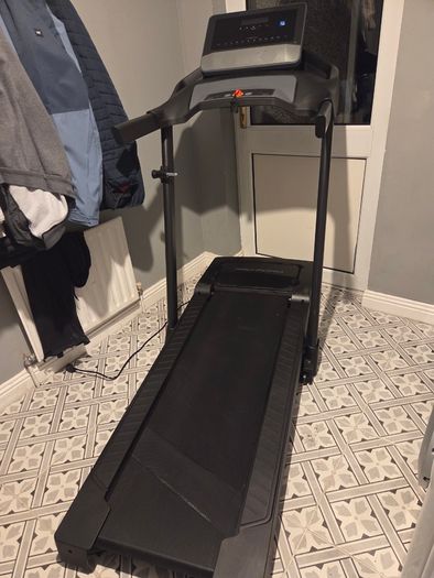 Treadmill ( folding)