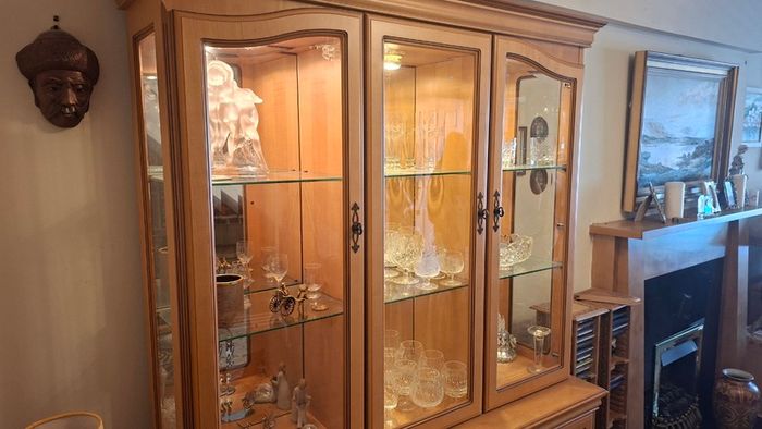 Display cabinet