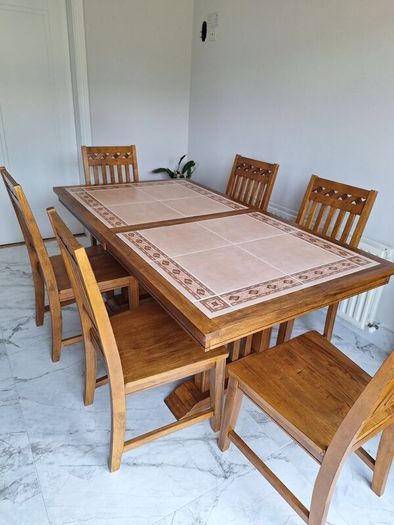 Dining Table & Chairs