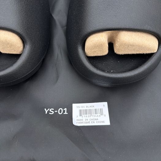 Black Yeezy Sliders