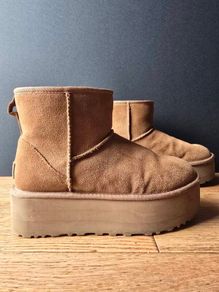 UGG Classic Mini Platform Boots Chestnut  EU 39  UK 6