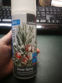 Snow spray
