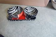 3 Pieces Set Of 2  Small Bowls African Dishes On Tray Holder Handpainted