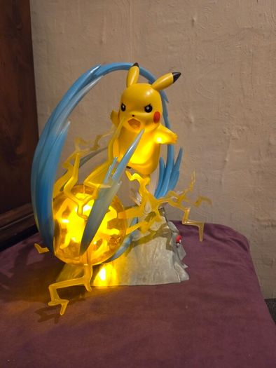 Pokemon Pikachu Light FX Collector Statue