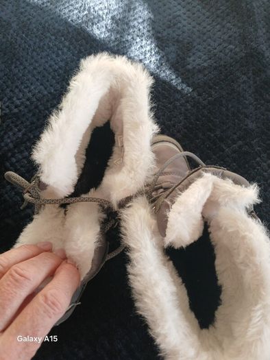 snow boots