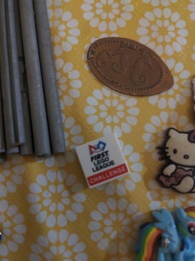 Random kids things - 20 cent each