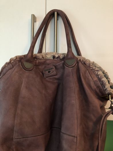 bag leather Diesel bag  used once