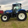 New Holland T6070 tractor Image 3