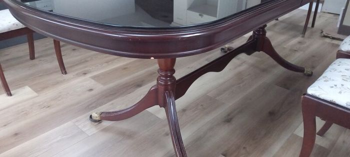 Dining room table