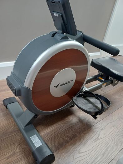 MERACH Q1S Smart Magnetic Rowing Machine (Wood-Grain Finish)