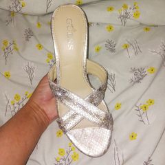 Guess wedge sandals