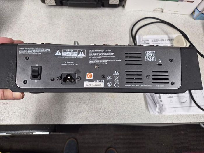 Allen & Heath Zedi-10fx mixer