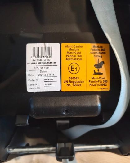 Maxi-cosi Pebble 360 car seat and isofix base / excellent condition