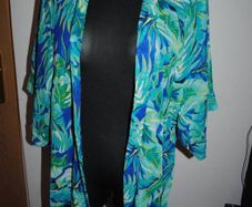 Avon kaftan size UK14/16 EU42/44 Perfect condition Postage included