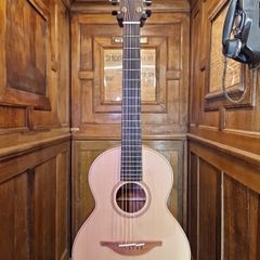 Lowden WL-34