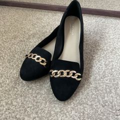 Brand new size 40 black suede shoes with gold chain detail carvela